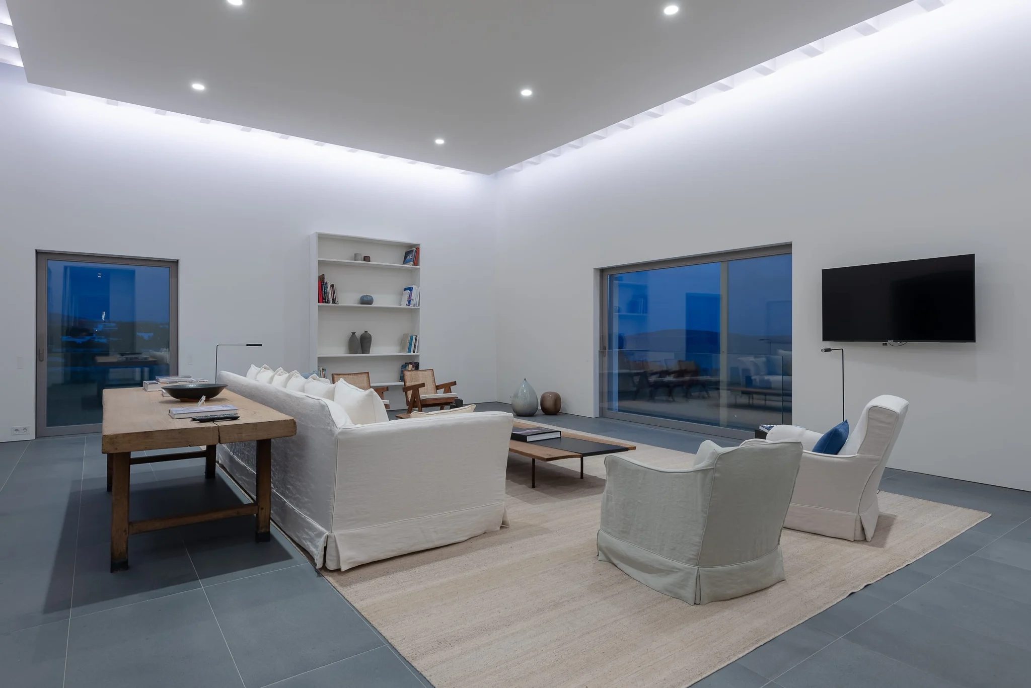 INTERIOR PHOTOGRAPHY SERVICES