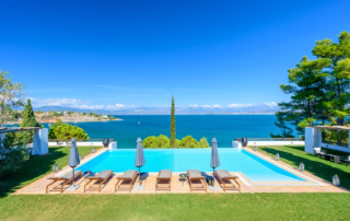 Luxurious Villa with Pool and Scenic Views